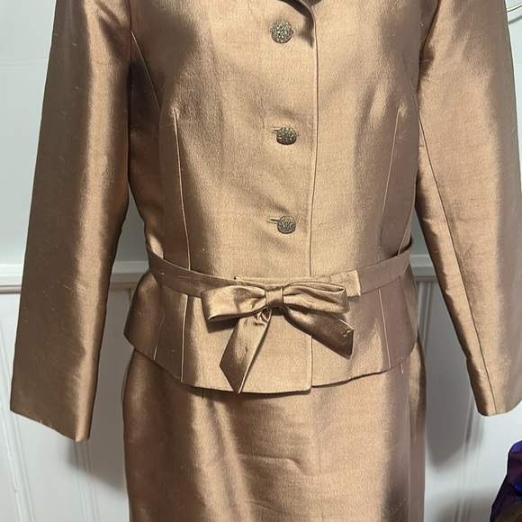 Rickie Freeman for Teri Jon Dresses & Skirts - Rickie Freeman Teri Jon Silk Suit